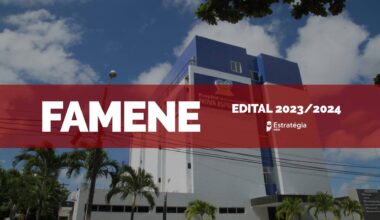 imagem ao fundo do Hospital Universitário Nova Esperança, com faixa vermelha sobreposta com as escritas em fonte branca "FAMENE Edital 2023/2024" e logotipo do Estratégia MED