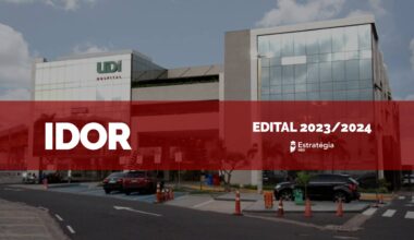imagem ao fundo do UDI Hospital, com faixa vermelha sobreposta com as escritas em fonte branca "IDOR Edital 2023/2024" e logotipo do Estratégia MED